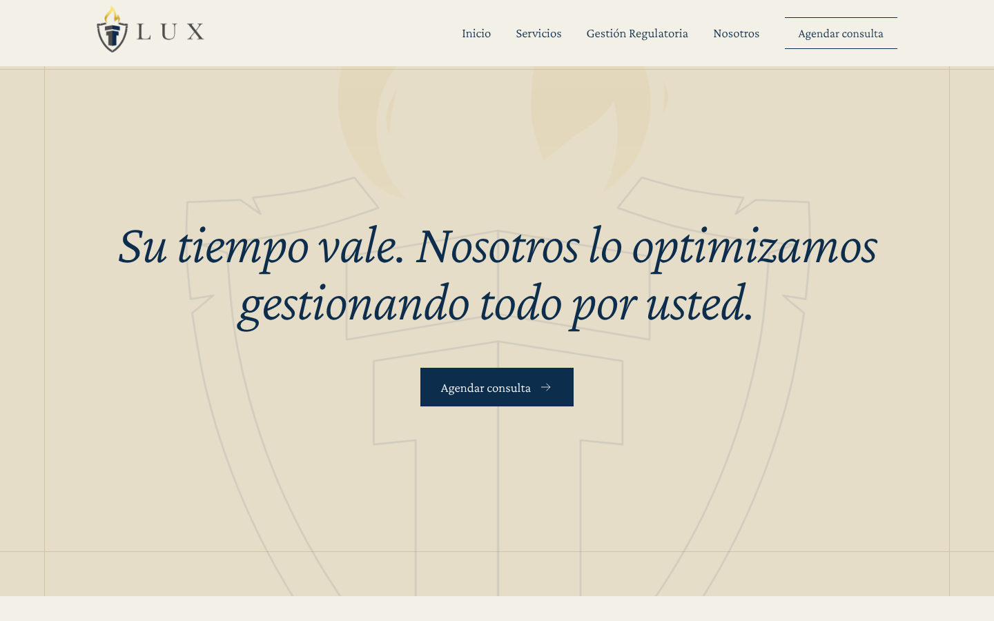 The firm's mark drawn in line behind one sentence on the Lux Corporación Legal website.